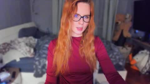 Snapshot of klementinagirl chatting on 27, 11, 2025 Klementinafanslyklementina6661 online show from 27, 11, 2025