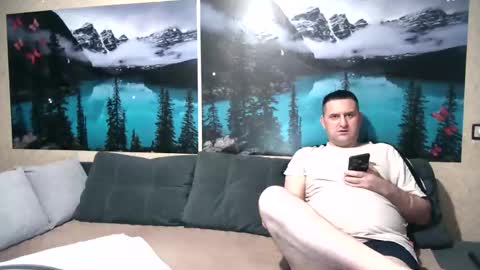 Kleosnow online show from 1, 10, 2025