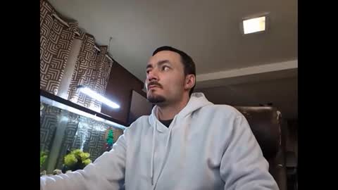 LOUiViLAN online show from 2, 12, 2024