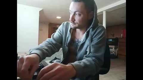 LOUiViLAN online show from 19, 12, 2024