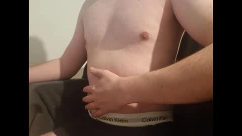 Snapshot of kmk000 chatting on 6, 2, 2025 german horny 22 legal online show from 6, 2, 2025