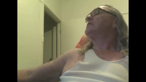 knobout online show from 26, 10, 2025