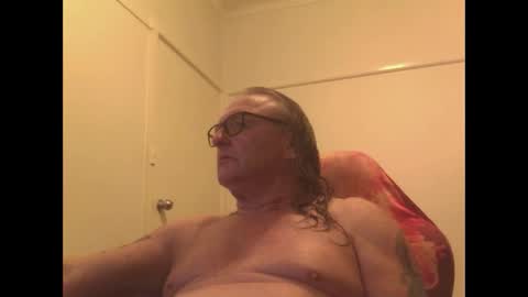 Snapshot of knobout chatting on 9, 4, 2026 knobout online show from 9, 4, 2026