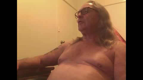 Snapshot of knobout chatting on 14, 4, 2026 knobout online show from 14, 4, 2026