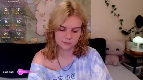 Snapshot of komorebbi chatting on 1, 7, 2026 Marta online show from 1, 7, 2026