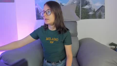 Snapshot of koraline_6 chatting on 1, 12, 2025 Koraline online show from 1, 12, 2025