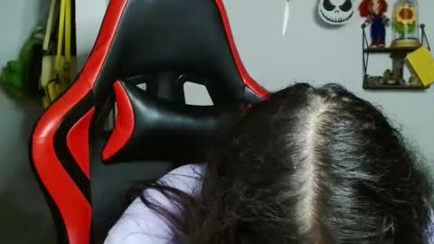 Snapshot of koranikky08 chatting on 5, 1, 2025 Karoll online show from 5, 1, 2025