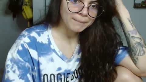 Snapshot of koranikky08 chatting on 11, 1, 2025 Karoll online show from 11, 1, 2025