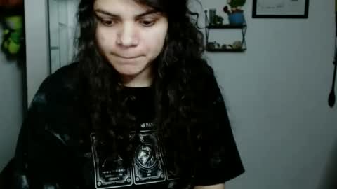 Snapshot of koranikky08 chatting on 10, 10, 2025 Karoll online show from 10, 10, 2025