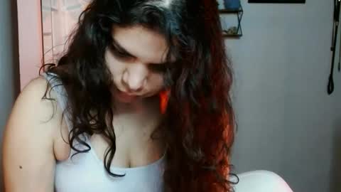 Snapshot of koranikky08 chatting on 15, 10, 2025 Karoll online show from 15, 10, 2025