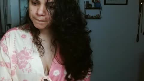 Snapshot of koranikky08 chatting on 16, 10, 2025 Karoll online show from 16, 10, 2025