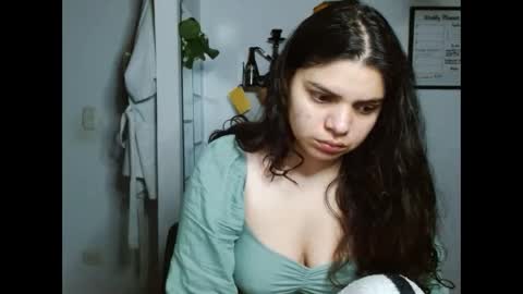 Snapshot of koranikky08 chatting on 22, 10, 2025 Karoll online show from 22, 10, 2025