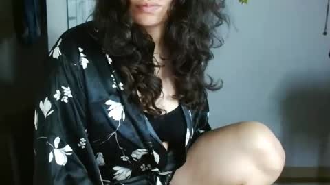 Karoll online show from 8, 5, 2026