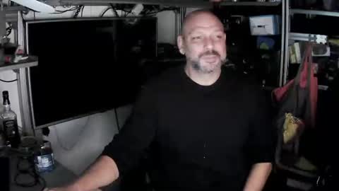 Snapshot of kostasgreek42 chatting on 20, 10, 2025 Kosta online show from 20, 10, 2025