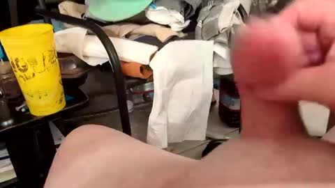 Snapshot of krastheman chatting on 10, 10, 2025 KrasTheMan online show from 10, 10, 2025