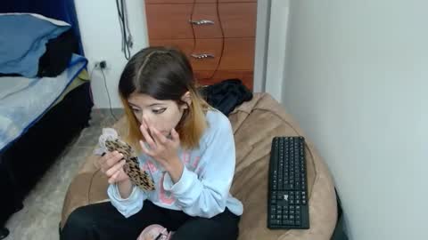 kratos_and_afrodita online show from 7, 11, 2025