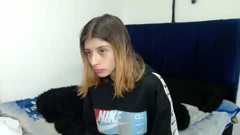 kratos_and_afrodita online show from 9, 11, 2025