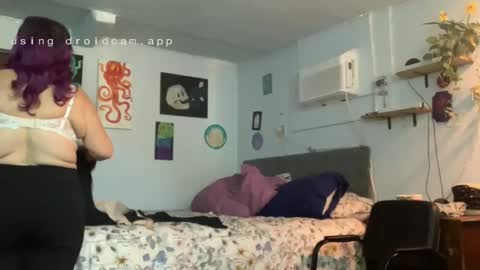 Snapshot of kreamyk420 chatting on 2, 6, 2026 kreamyk420 online show from 2, 6, 2026