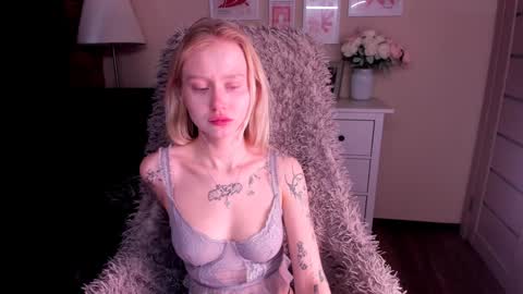 kris_grant online show from 8, 2, 2025