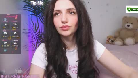 Snapshot of kris_kiskis chatting on 15, 9, 2025 Kris kiskis online show from 15, 9, 2025