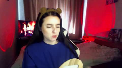 Snapshot of krisbadass chatting on 21, 10, 2025 Kris online show from 21, 10, 2025