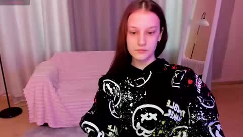 Snapshot of krisdoeil chatting on 13, 2, 2026 krisdoeil online show from 13, 2, 2026