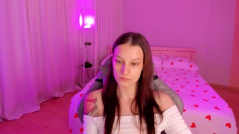 Snapshot of krisdoeil chatting on 25, 2, 2026 krisdoeil online show from 25, 2, 2026