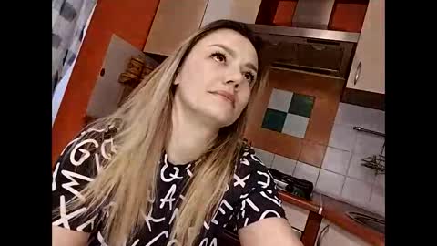 Snapshot of krisssexi chatting on 26, 1, 2025 KrissSexi online show from 26, 1, 2025