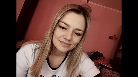 Snapshot of krisssexi chatting on 17, 2, 2025 KrissSexi online show from 17, 2, 2025