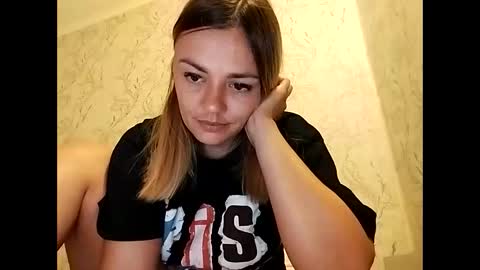 Snapshot of krisssexi chatting on 27, 9, 2025 KrissSexi online show from 27, 9, 2025