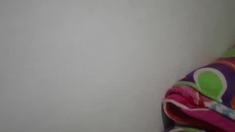 krissstall447359 online show from 28, 6, 2026
