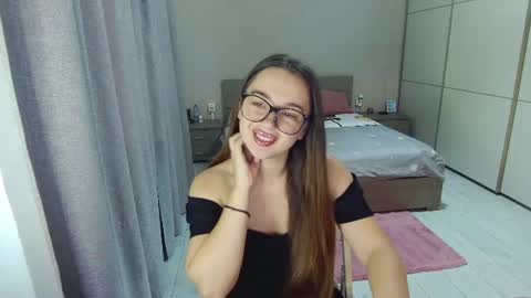 Snapshot of kristall_xxx chatting on 15, 7, 2026 twitter Annemarye 23 online show from 15, 7, 2026