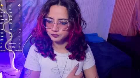 Snapshot of kristen_tay chatting on 23, 5, 2026 kristen_tay online show from 23, 5, 2026