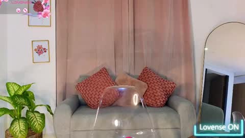 Snapshot of kristennblue_ chatting on 9, 3, 2025 Kris online show from 9, 3, 2025