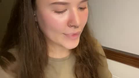 Snapshot of kristiekitty chatting on 27, 4, 2026 kristiekitty online show from 27, 4, 2026