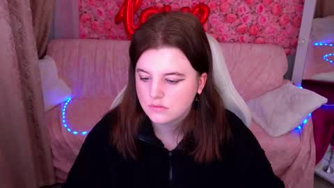 kristifoxy online show from 25, 2, 2026