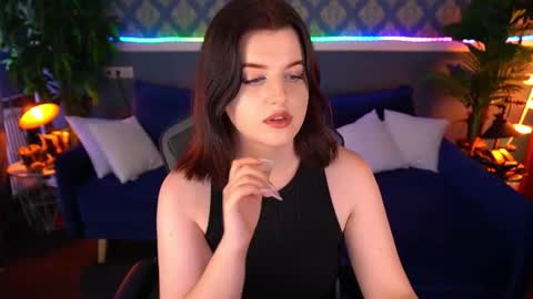 kristifoxy online show from 12, 7, 2026