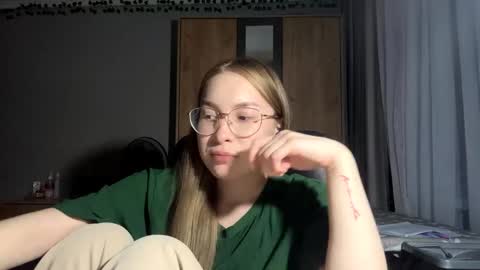 Mila online show from 5, 6, 2026