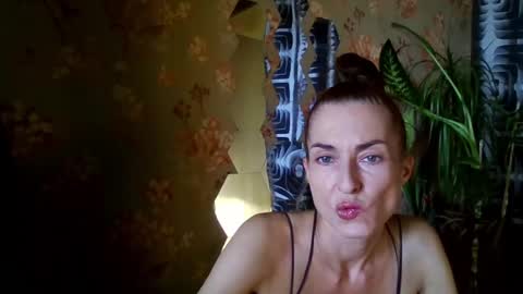 Kristina online show from 11, 2, 2025
