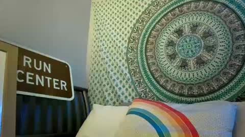 Jay and Kitty online show from 17, 10, 2025