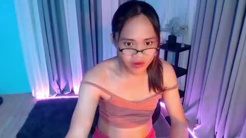 Snapshot of kristine_fox chatting on 24, 5, 2026 kristine_fox online show from 24, 5, 2026