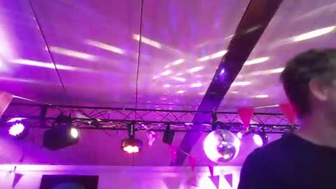 kristof8504 online show from 10, 3, 2025