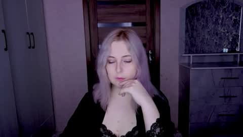 Snapshot of kristy_fran chatting on 9, 3, 2026 Kristy online show from 9, 3, 2026