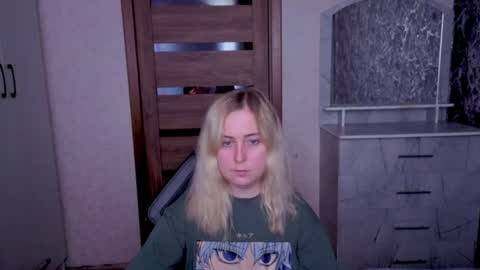 Snapshot of kristy_fran chatting on 30, 6, 2026 Kristy online show from 30, 6, 2026