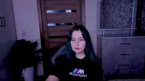 Snapshot of kristy_fran chatting on 5, 7, 2026 Kristy online show from 5, 7, 2026