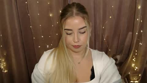 KristyFlowers online show from 10, 12, 2024