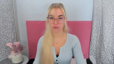 KristyFlowers online show from 23, 11, 2025