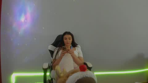 Mother of Dragons online show from 12, 2, 2026