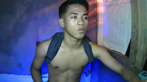 Snapshot of kritthanarkorn chatting on 1, 10, 2025 kritthanarkorn online show from 1, 10, 2025