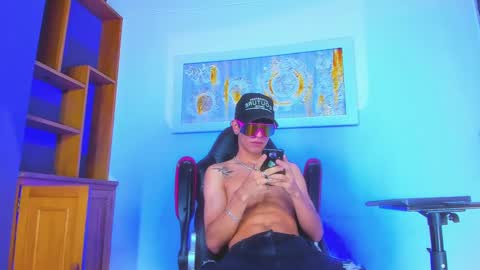 Snapshot of kroddy_sw chatting on 15, 12, 2024 justym online show from 15, 12, 2024